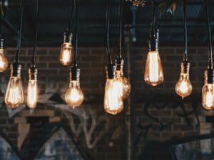 How to Choose the Right Electrician for Your Business