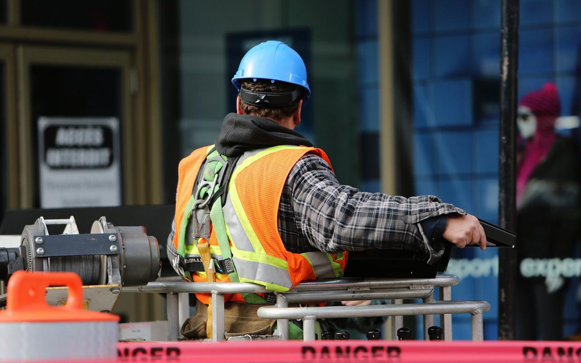 Find Qualified Labor Workers in The Construction Industry