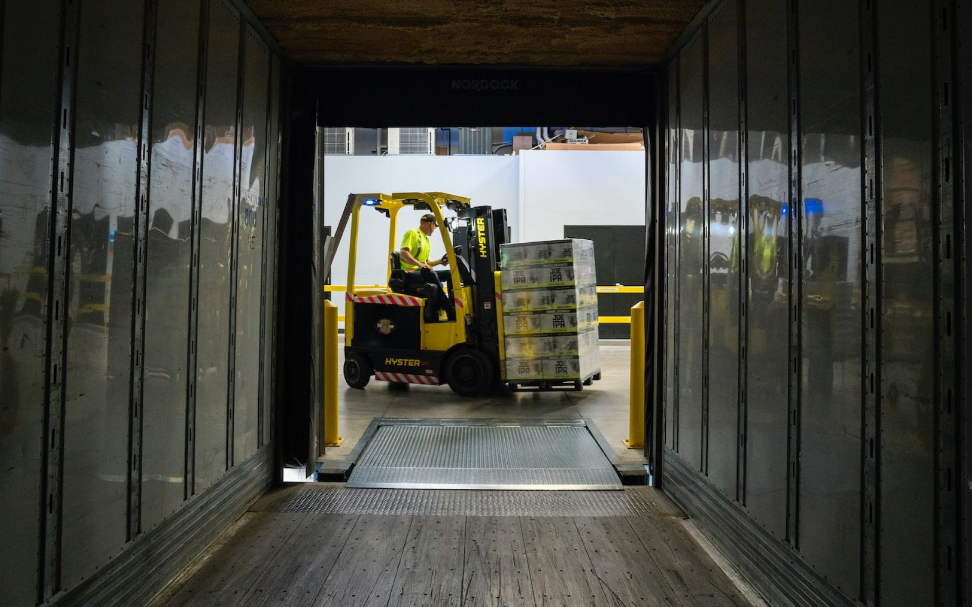 warehouse staffing agency